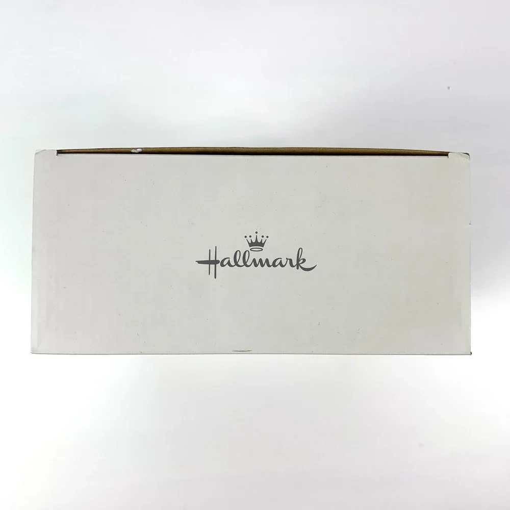 Hallmark Wise Men Set 2 pc‎ Frankincense Myrrh Gold Christmas Nativity
